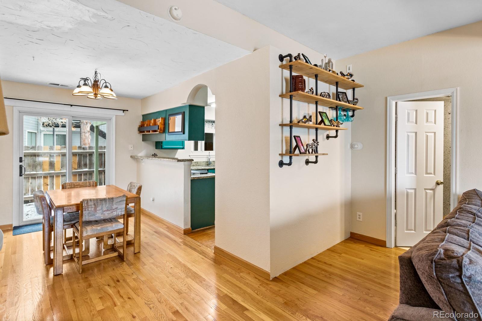 5510 W 80th Place Unit: 314