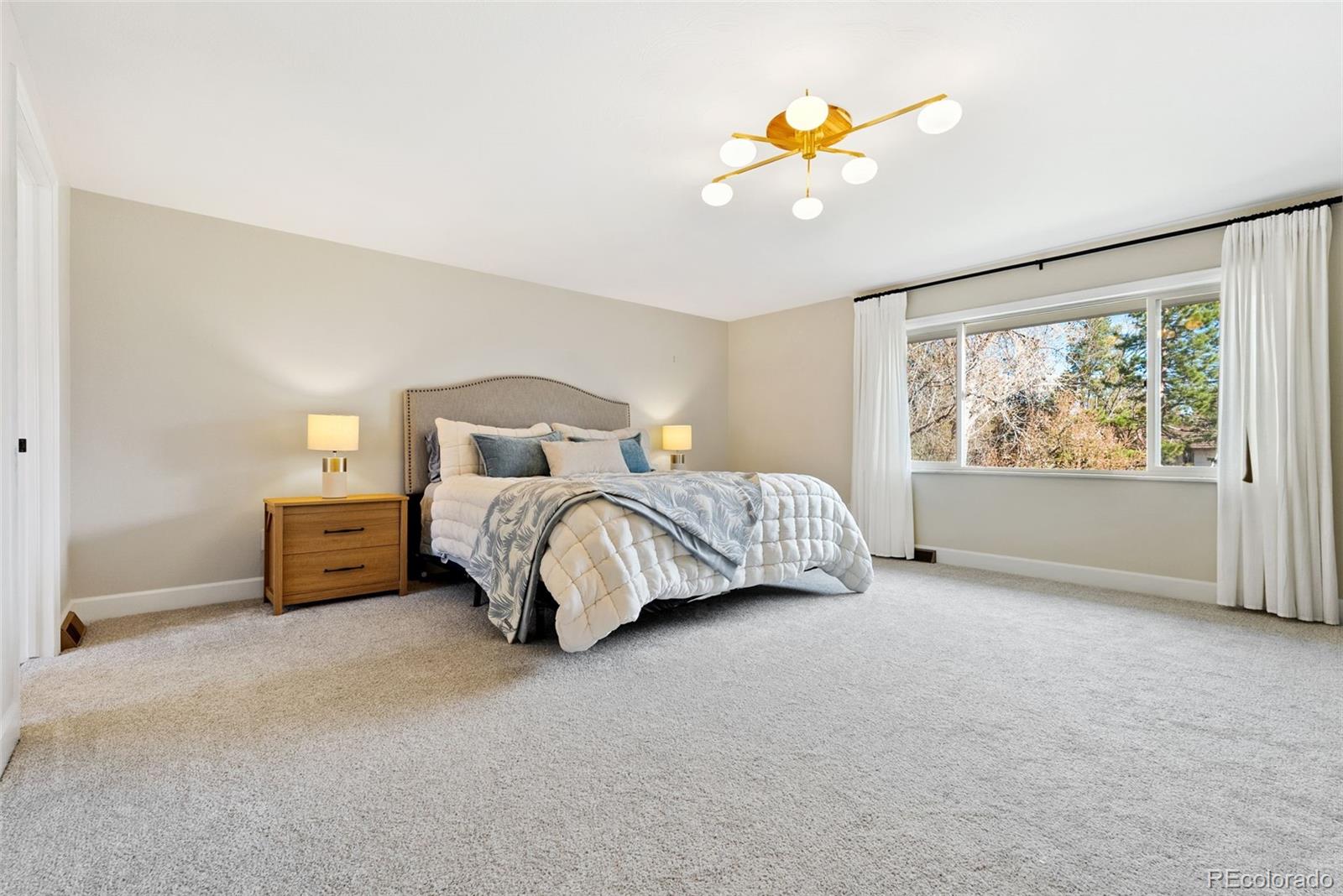 7205 W Clifton Avenue