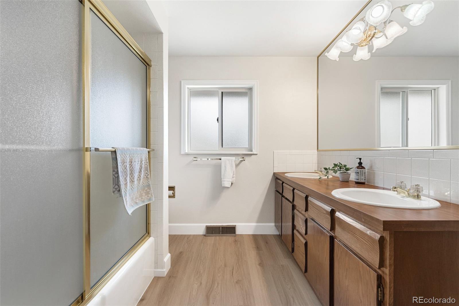 7205 W Clifton Avenue