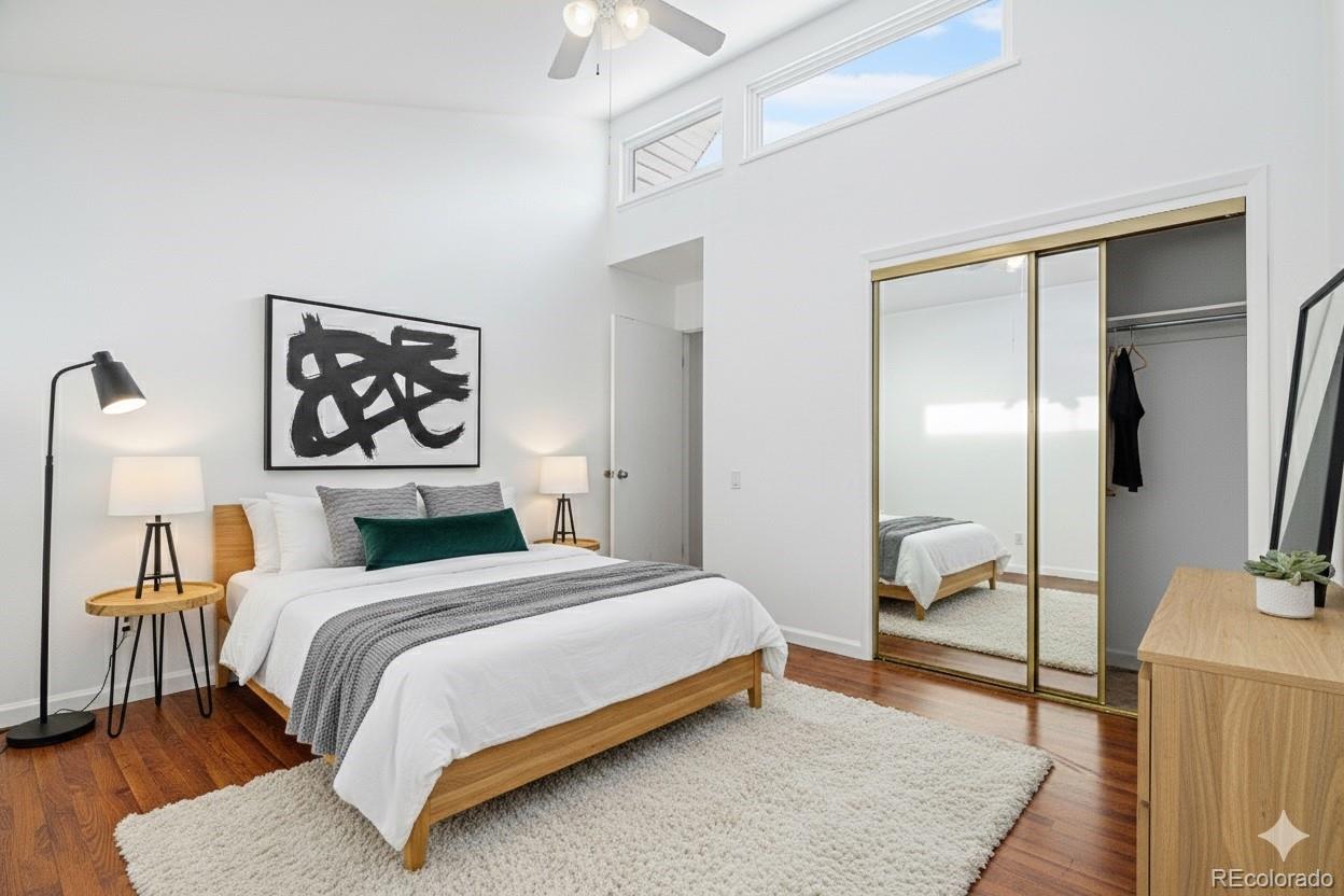 5532 S Greenwood Street