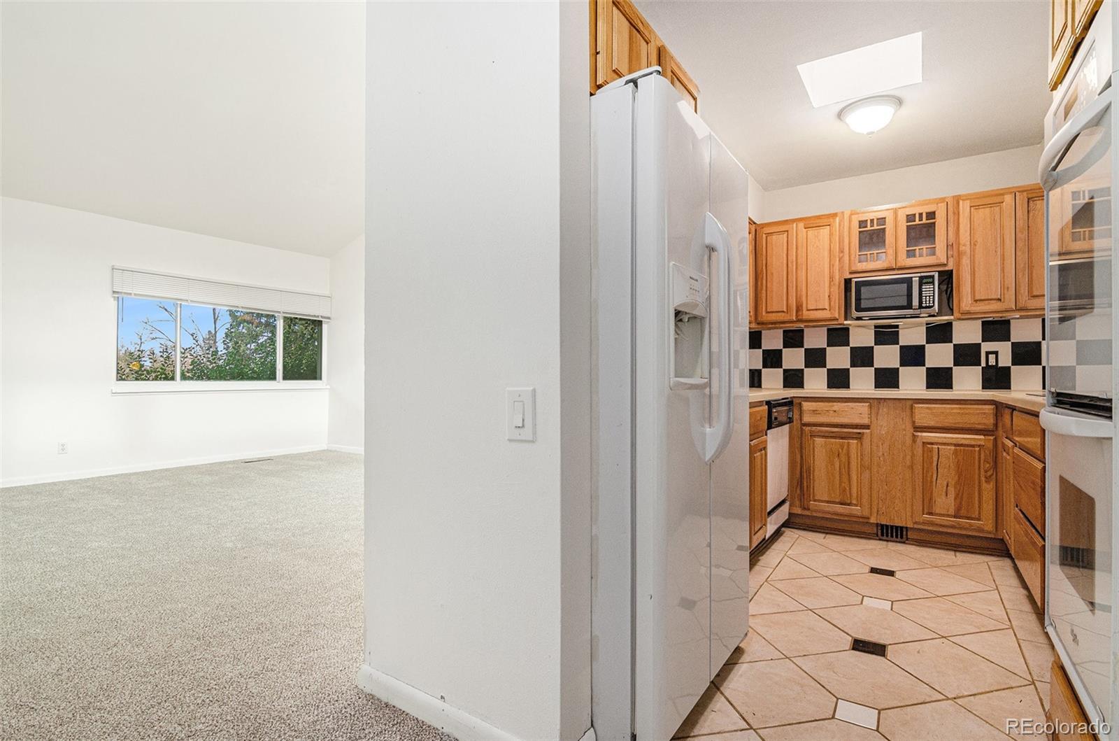 5532 S Greenwood Street