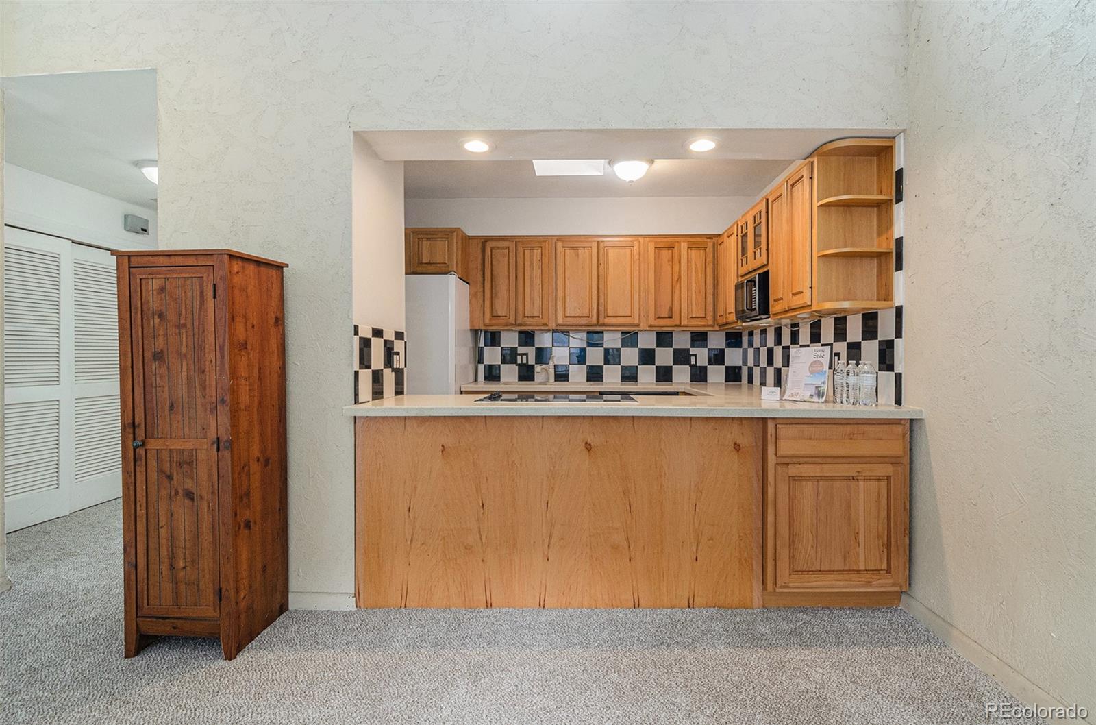 5532 S Greenwood Street