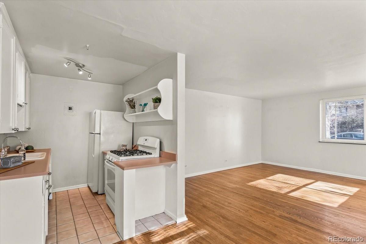 525 Jackson Street Unit: 103