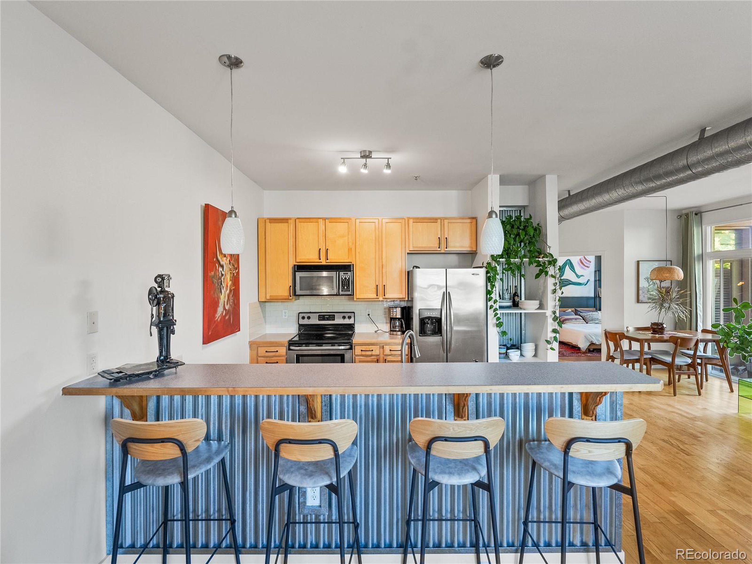 2422 Tremont Pl 206