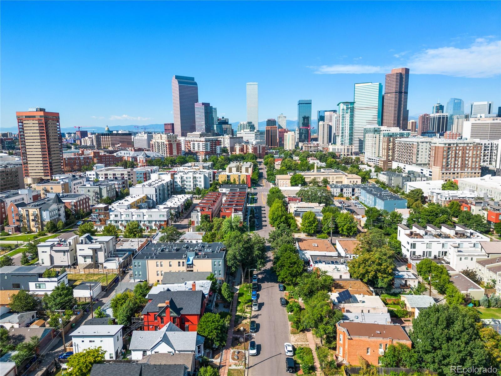 2422 Tremont Place Unit: 206