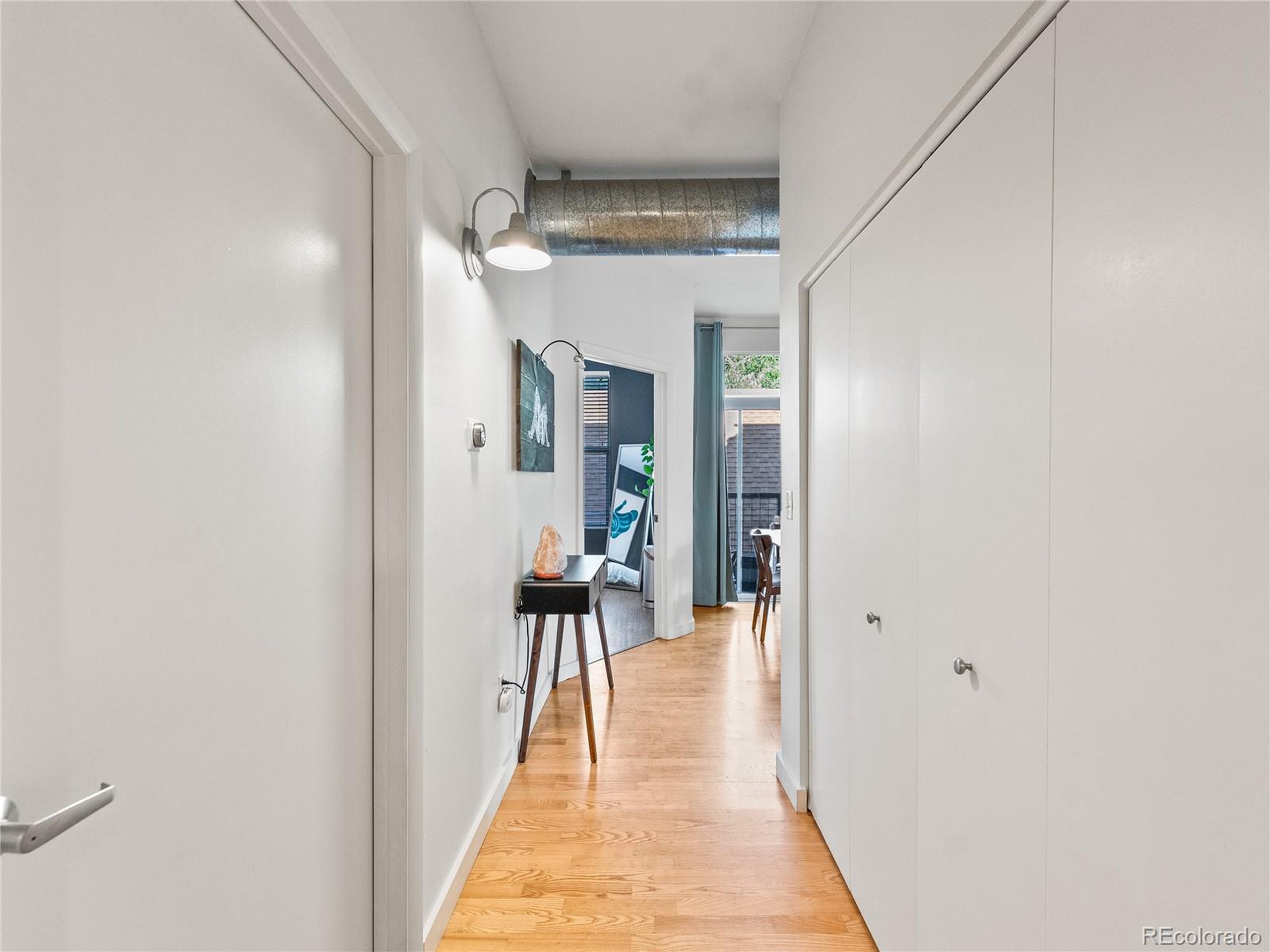 2422 Tremont Pl 206