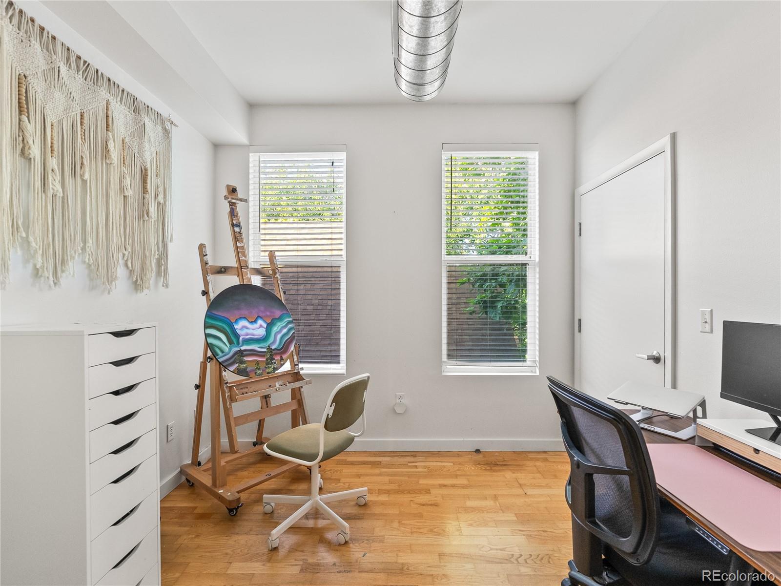 2422 Tremont Place Unit: 206