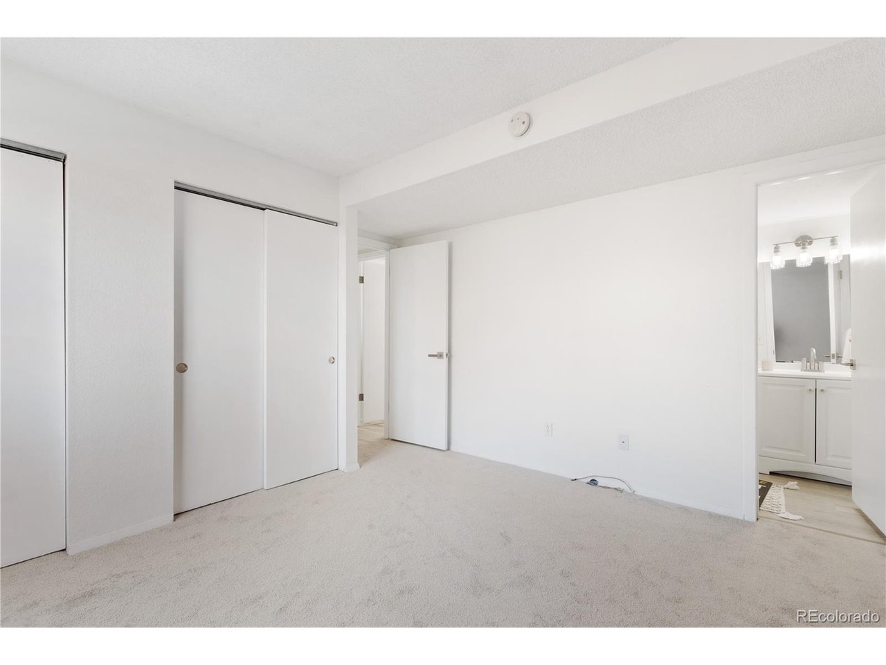 1301 S Cathay Ct 106