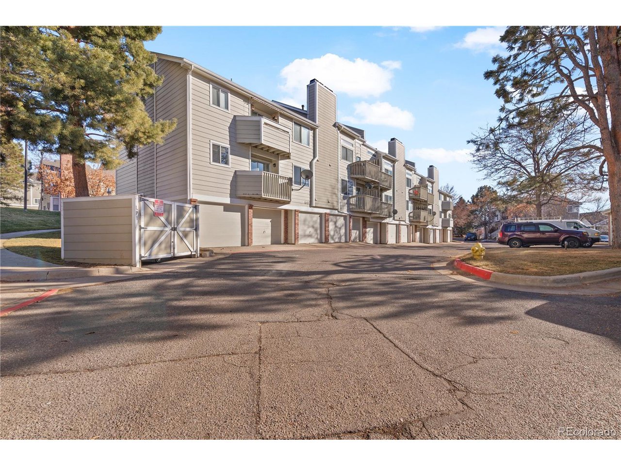 1301 S Cathay Ct 106