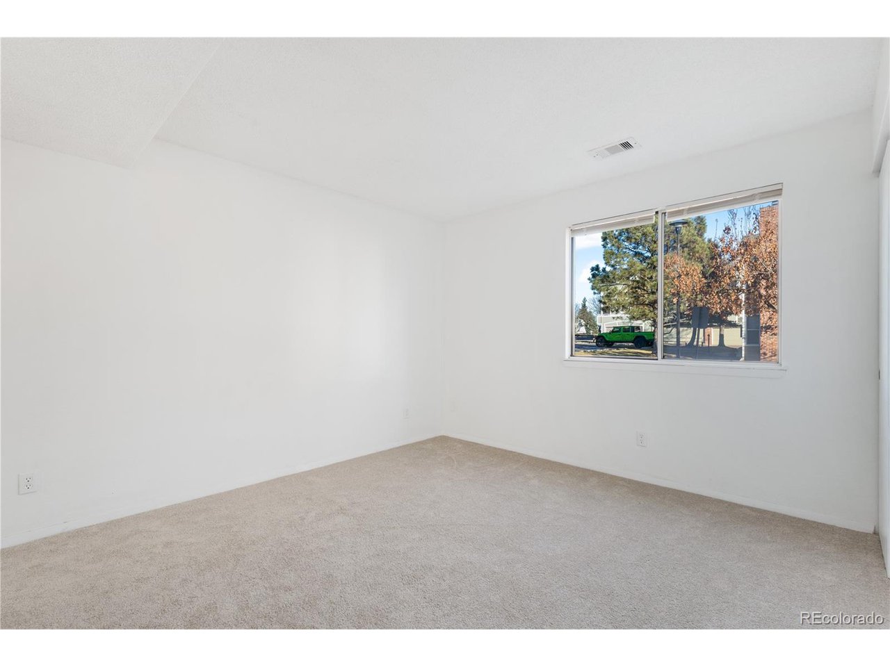 1301 S Cathay Ct 106