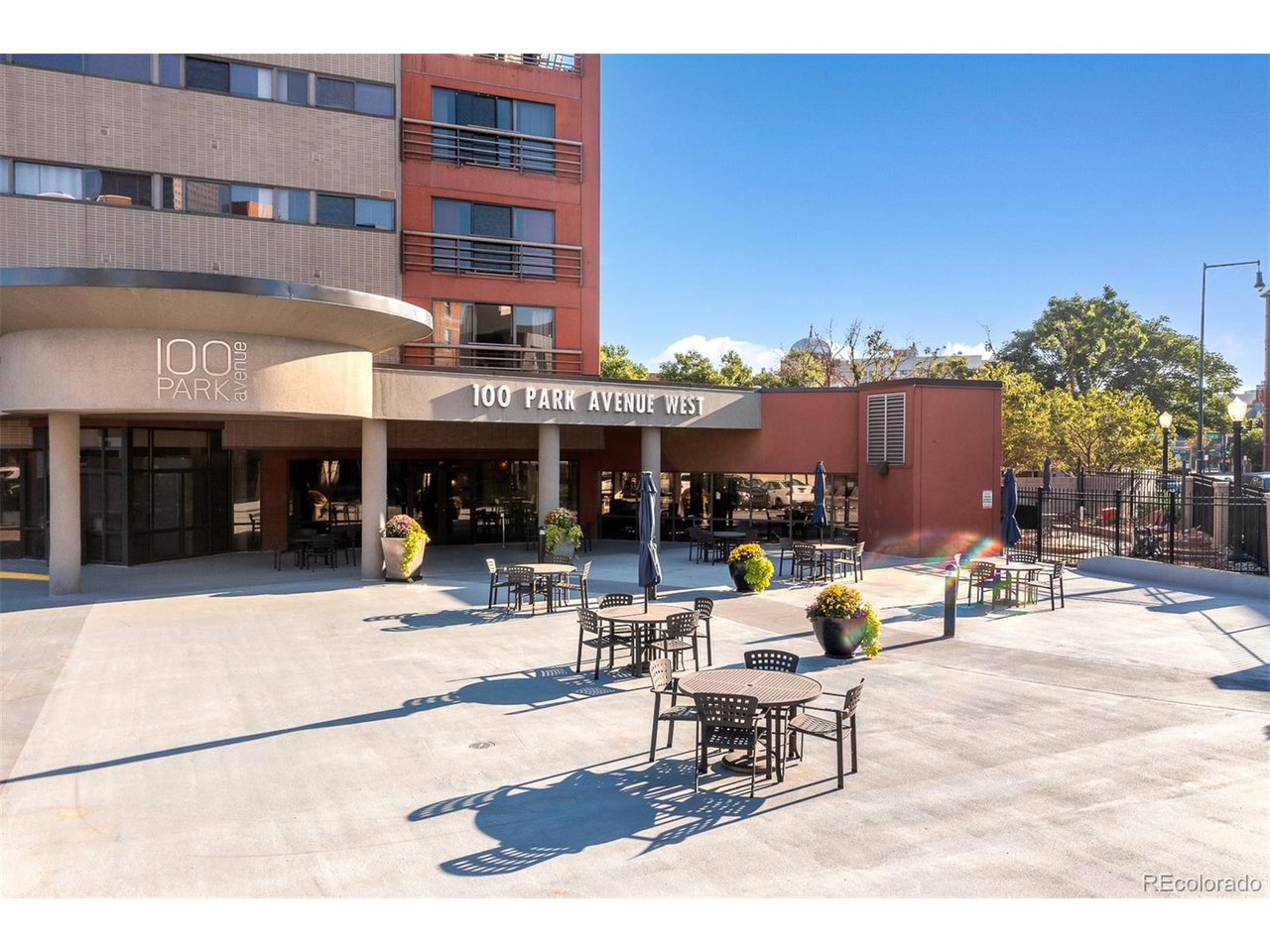 100 Park Ave W 1403