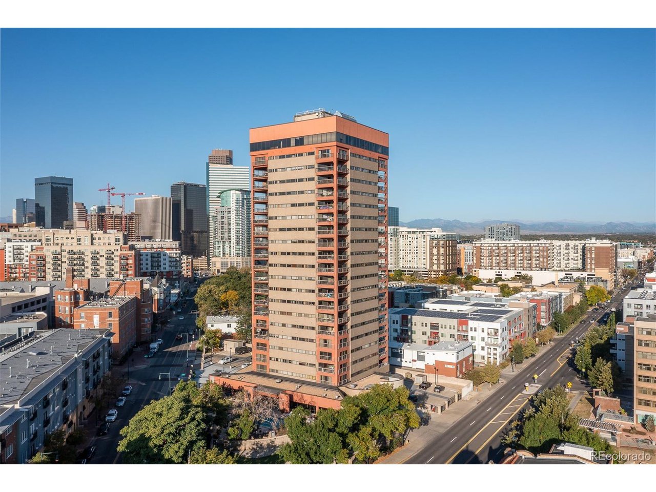 100 Park Ave W 1403