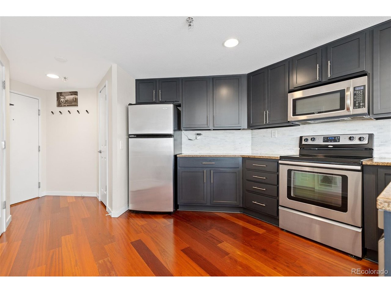 100 Park Ave W 1403