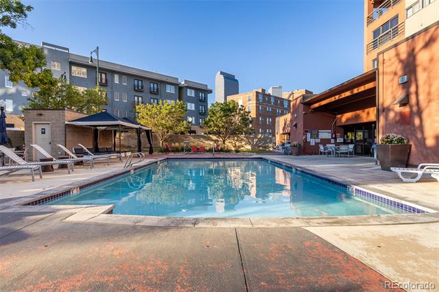 100 Park Avenue W Unit: 1403
