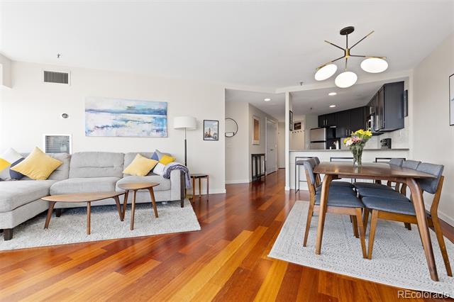 100 Park Avenue W Unit: 1403