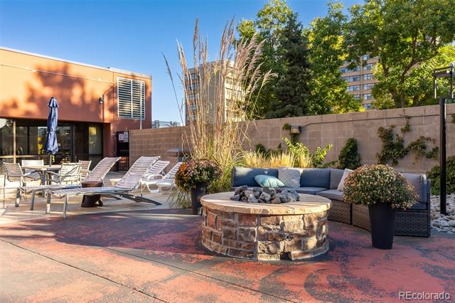 100 Park Avenue W Unit: 1403
