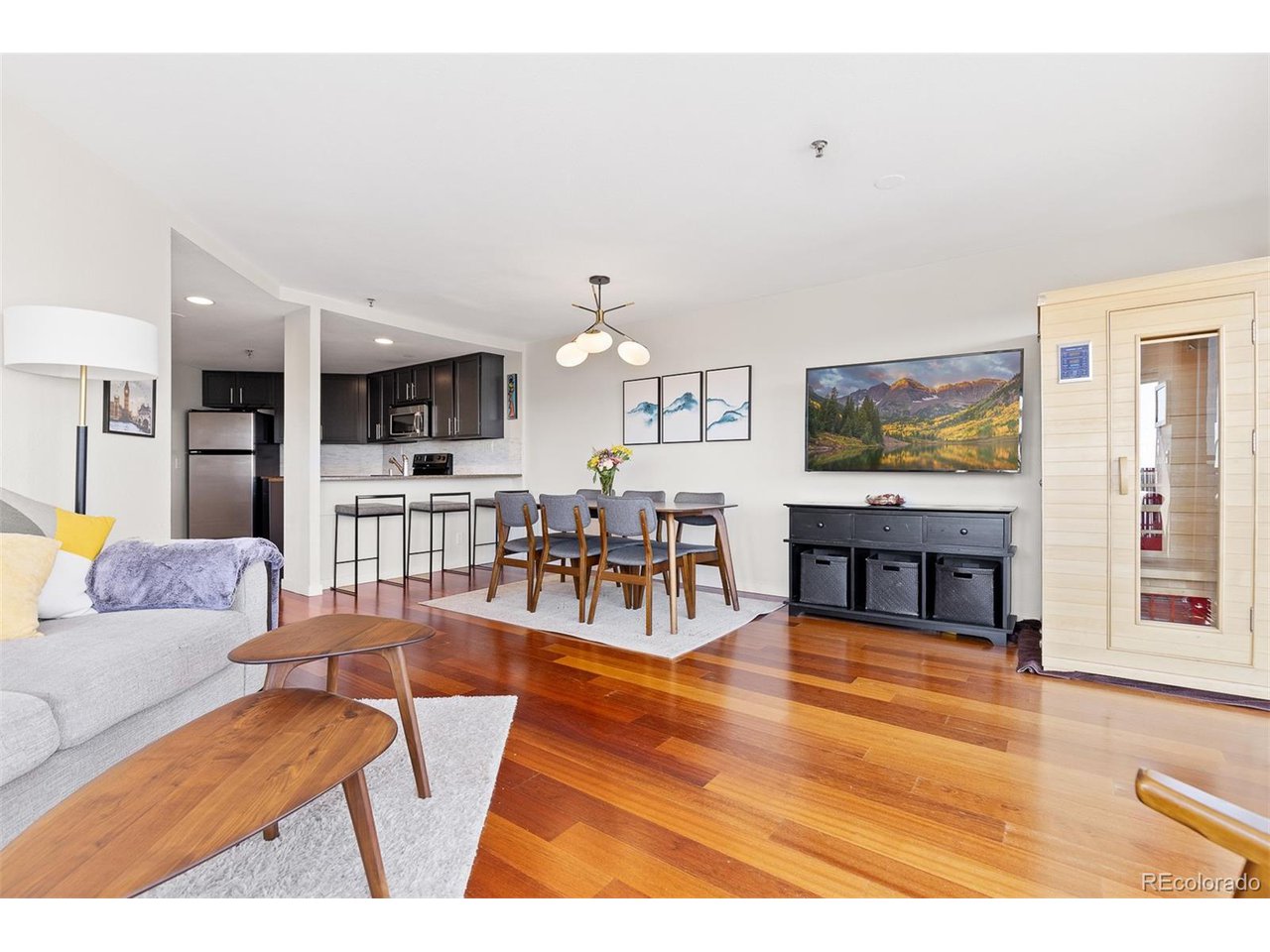 100 Park Ave W 1403
