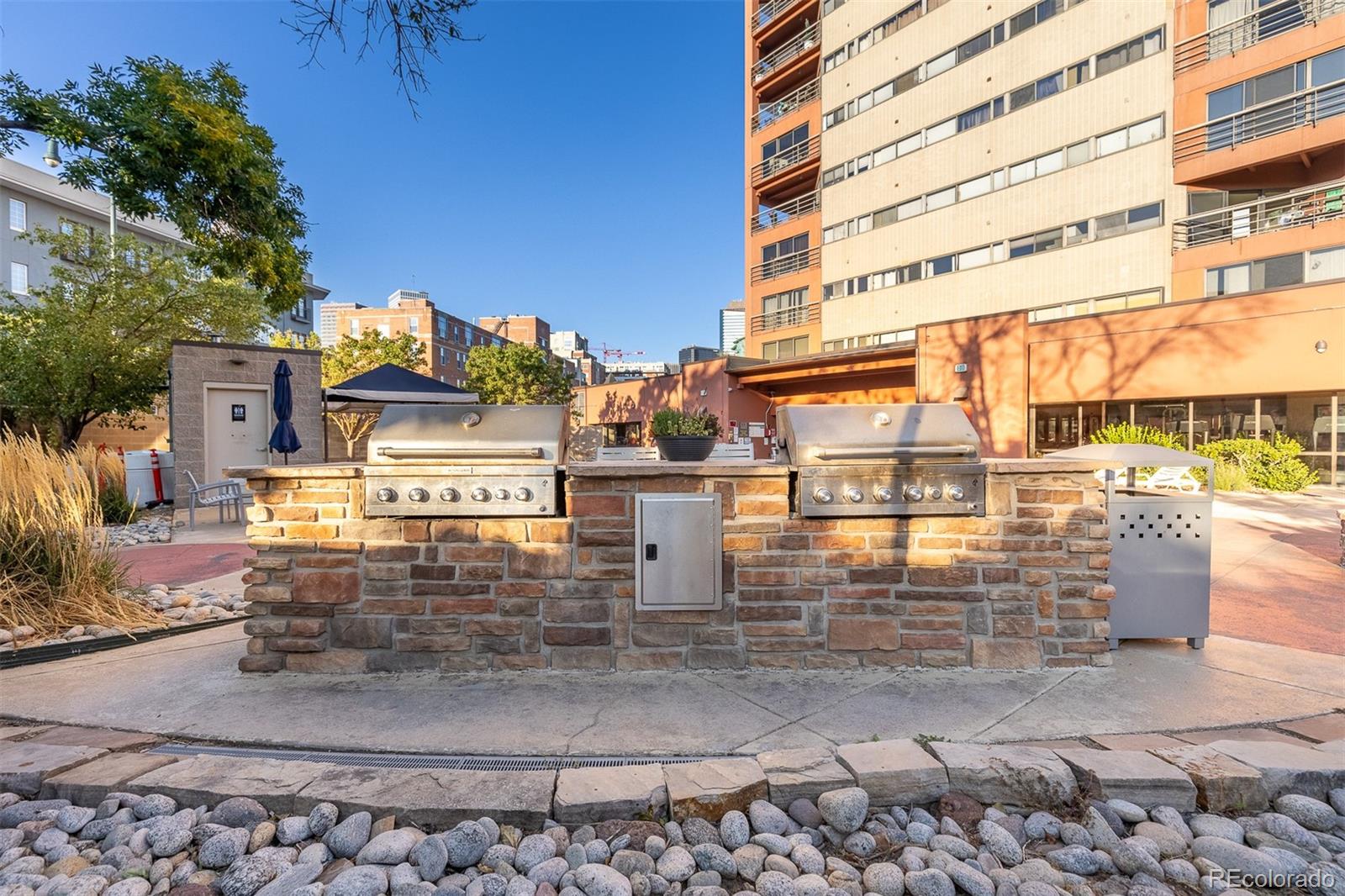 100 Park Avenue W Unit: 1403