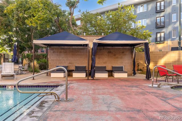 100 Park Avenue W Unit: 1403