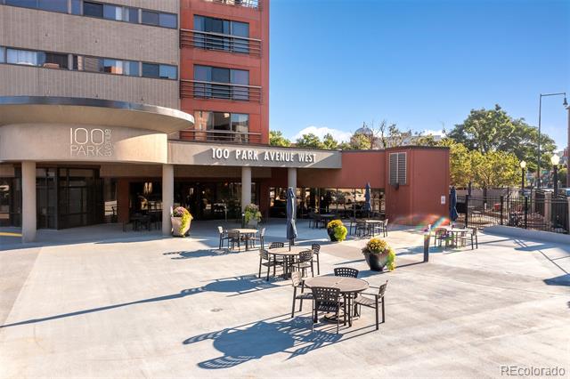 100 Park Avenue W Unit: 1403