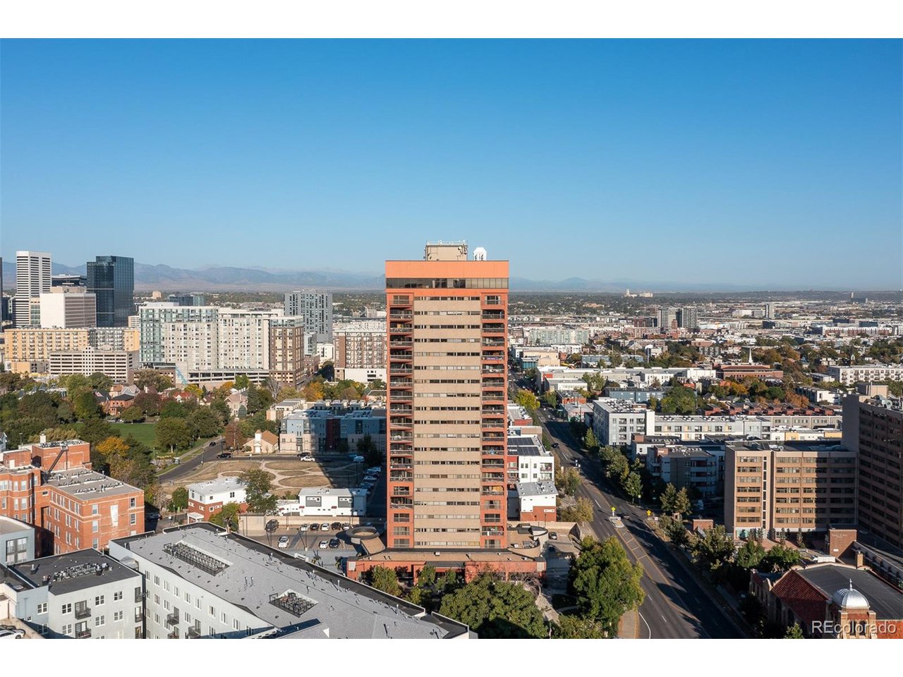 100 Park Ave W 1403