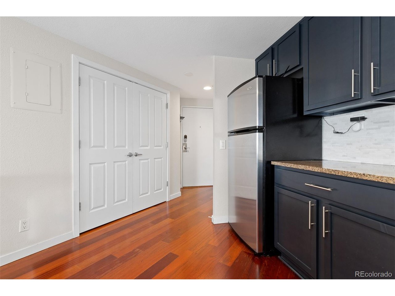 100 Park Ave W 1403