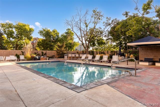 100 Park Avenue W Unit: 1403