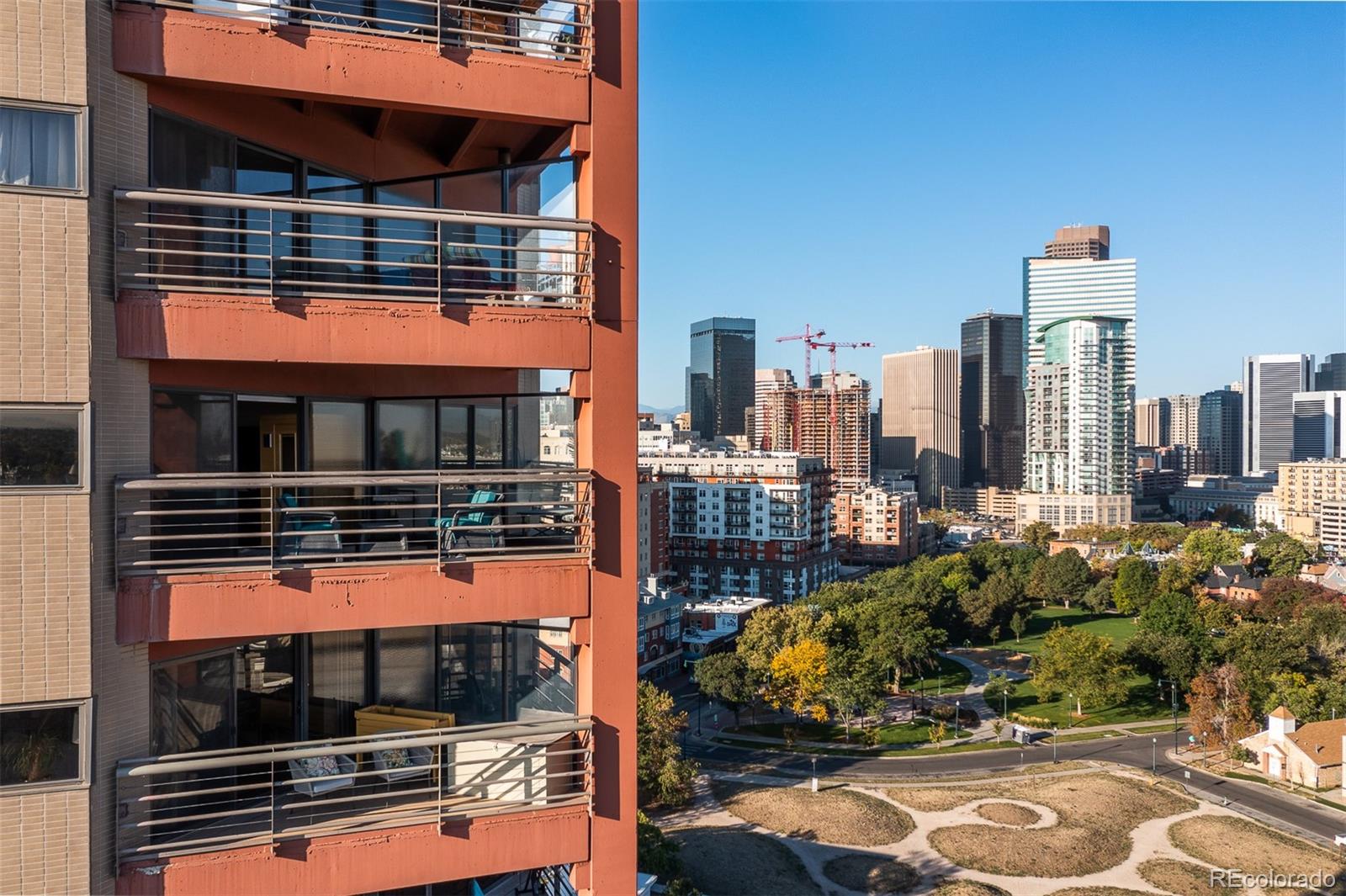 100 Park Avenue W Unit: 1403