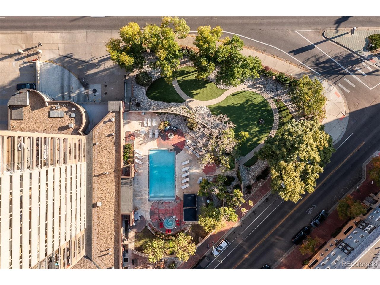 100 Park Ave W 1403