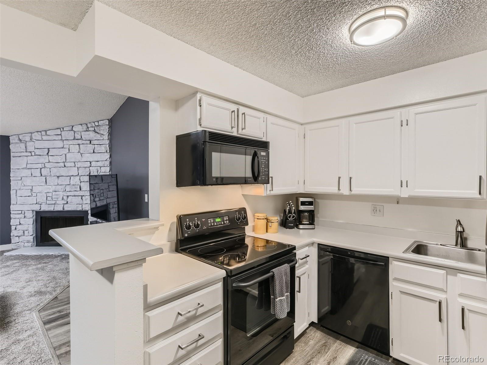 12021 E Harvard Avenue Unit: 202