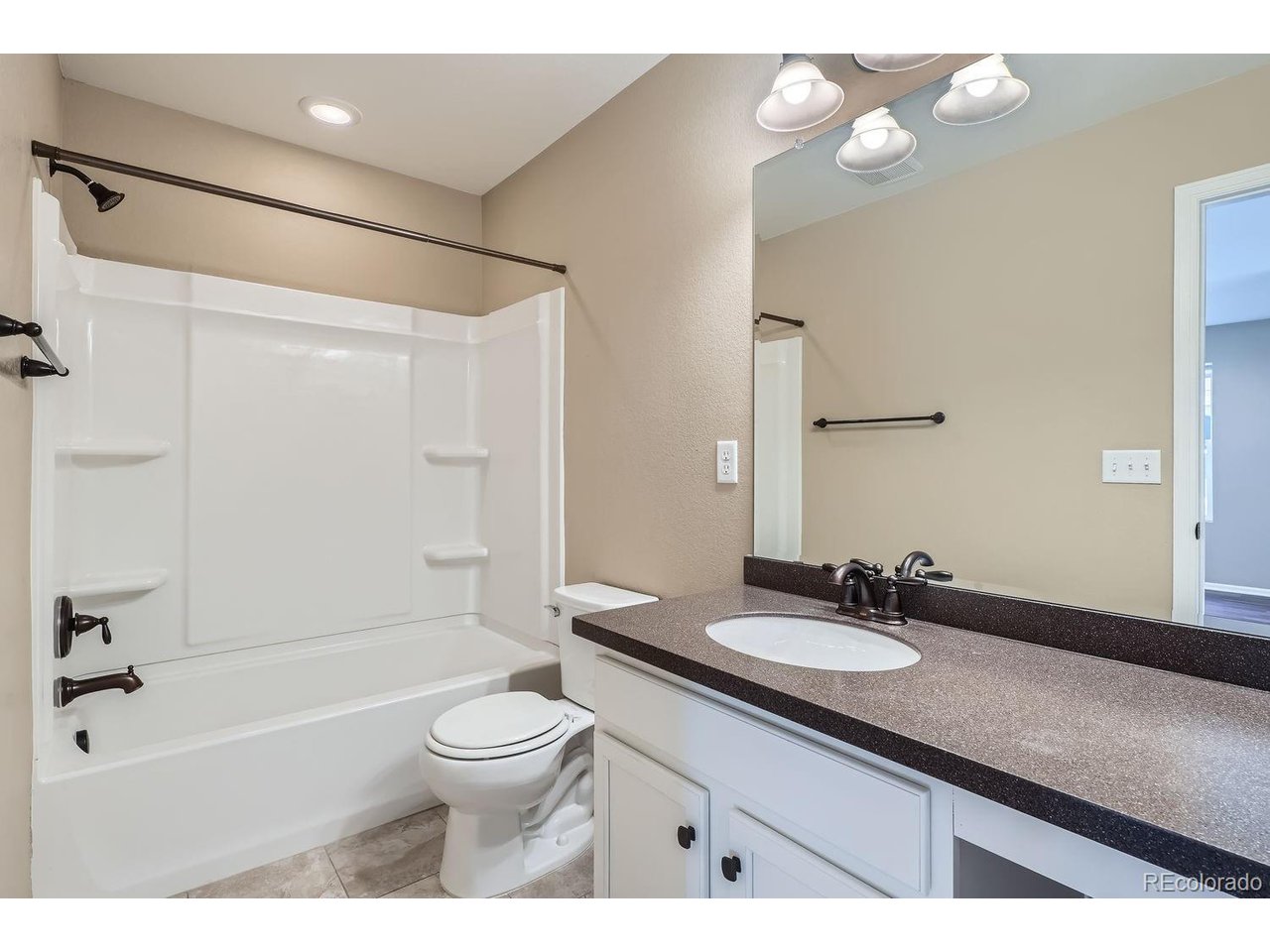 9535 E Alabama Cir