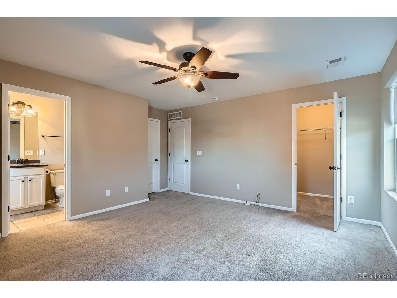 9535 E Alabama Cir