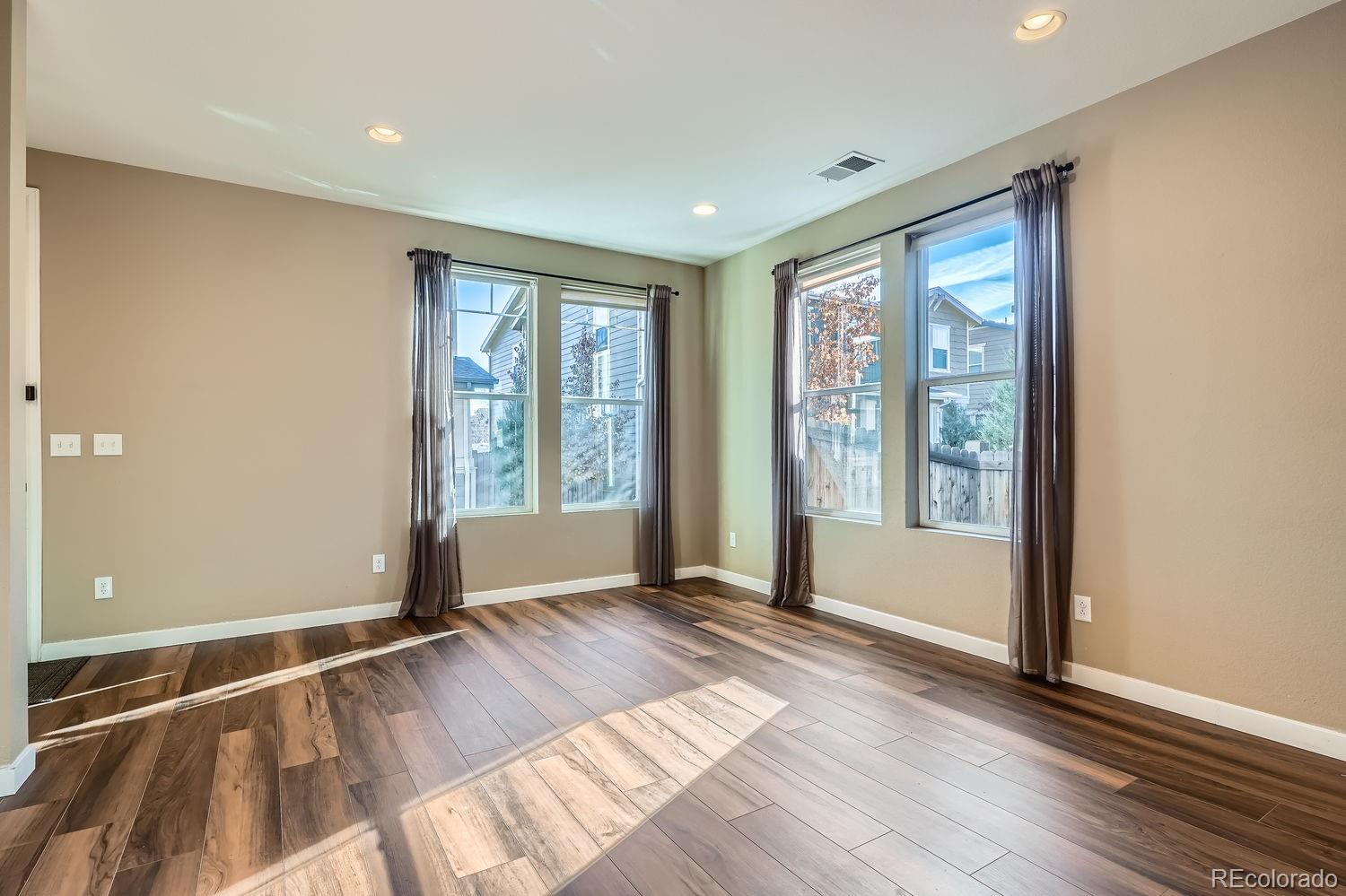 9535 E Alabama Circle