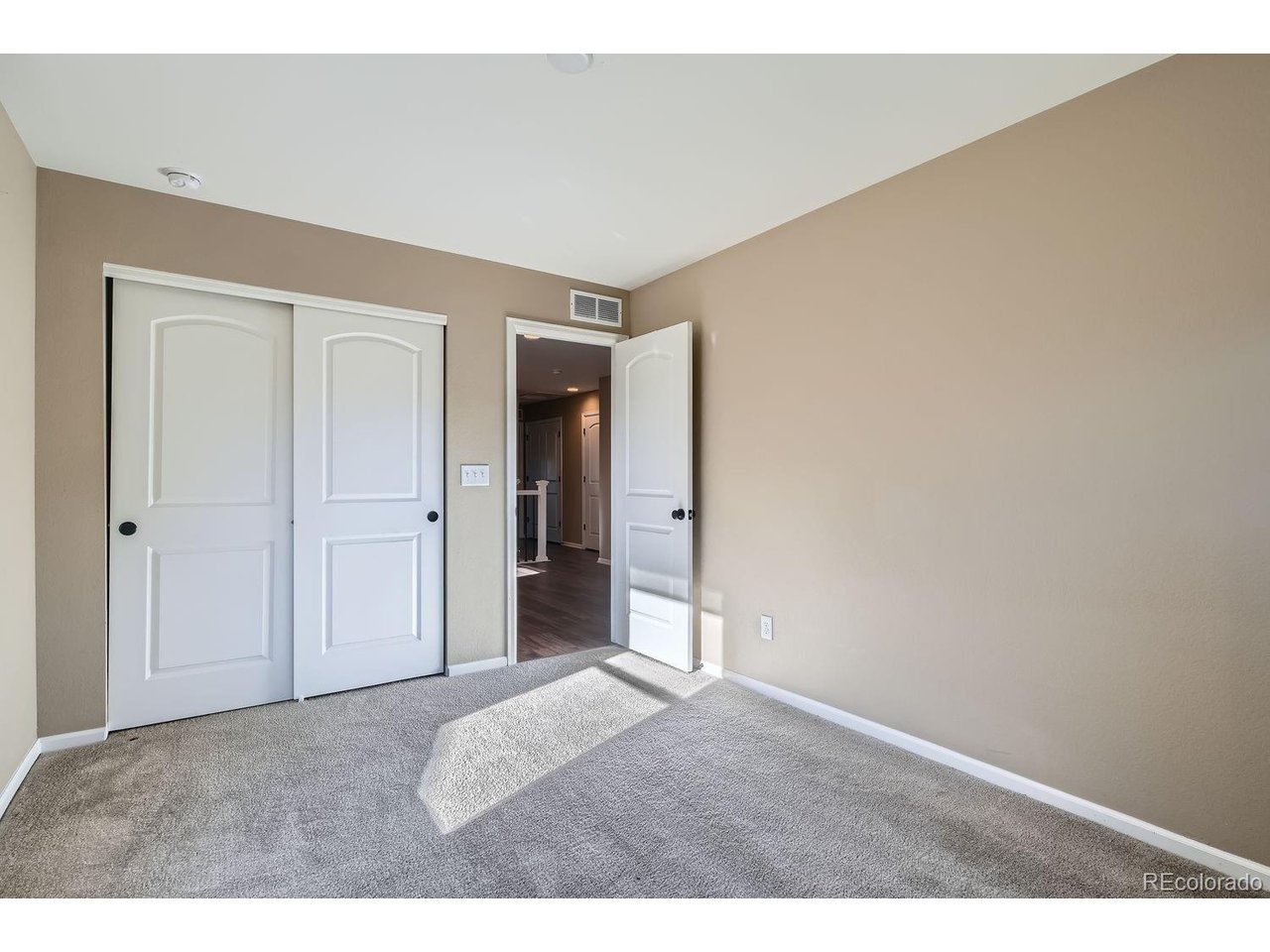 9535 E Alabama Cir