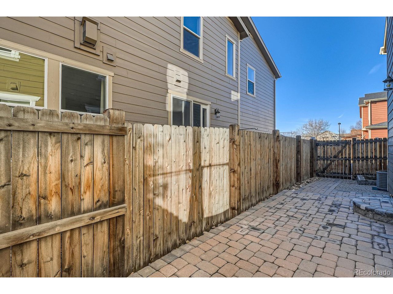9535 E Alabama Cir
