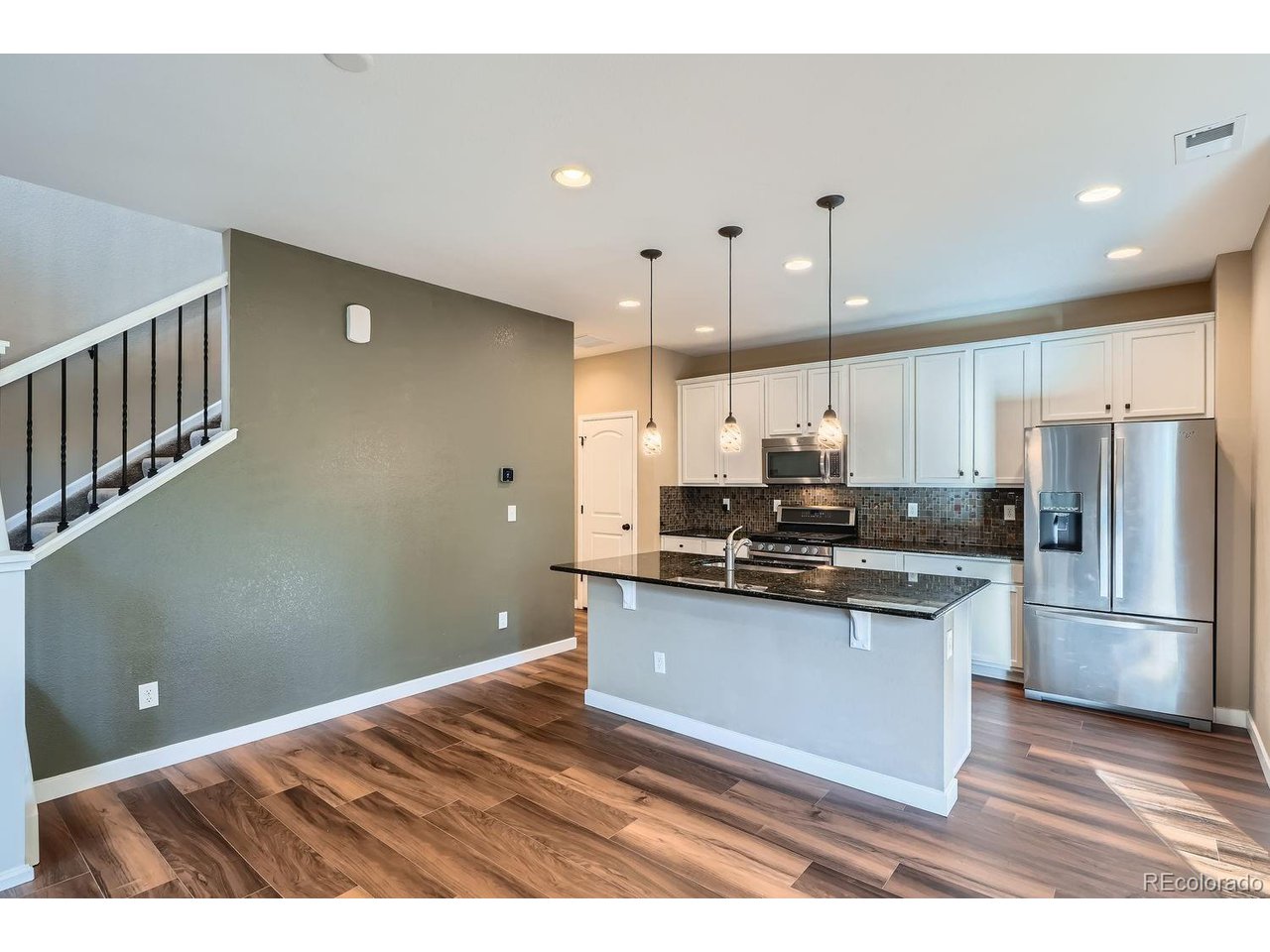 9535 E Alabama Cir