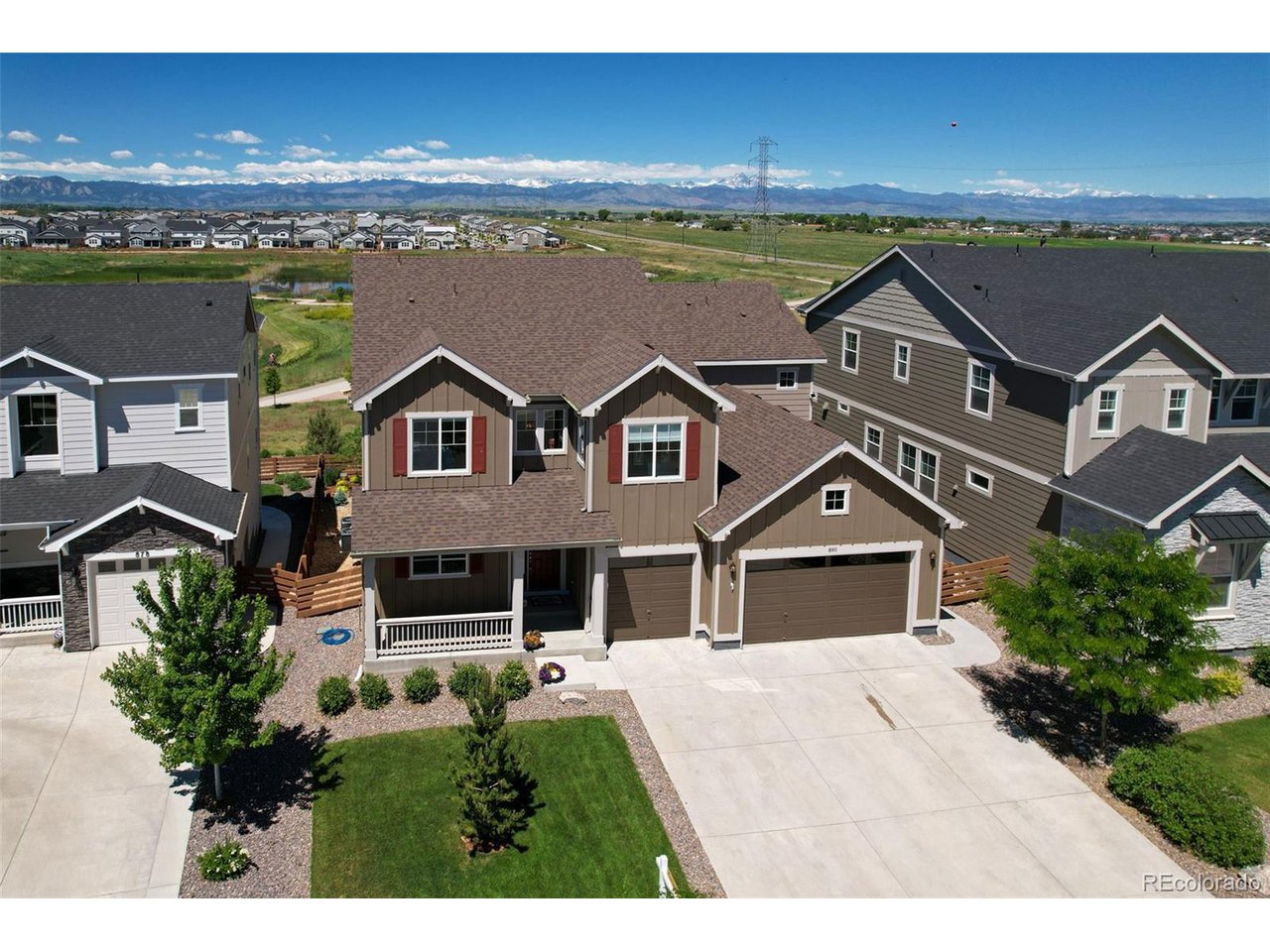 890 Flora View Dr