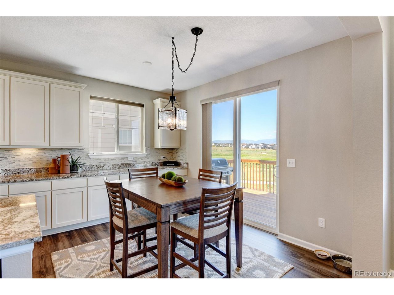 890 Flora View Dr