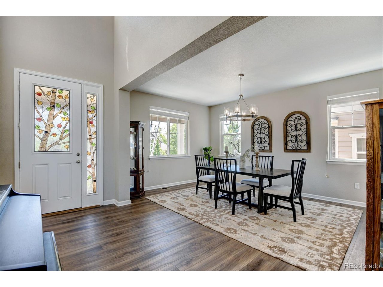 890 Flora View Dr