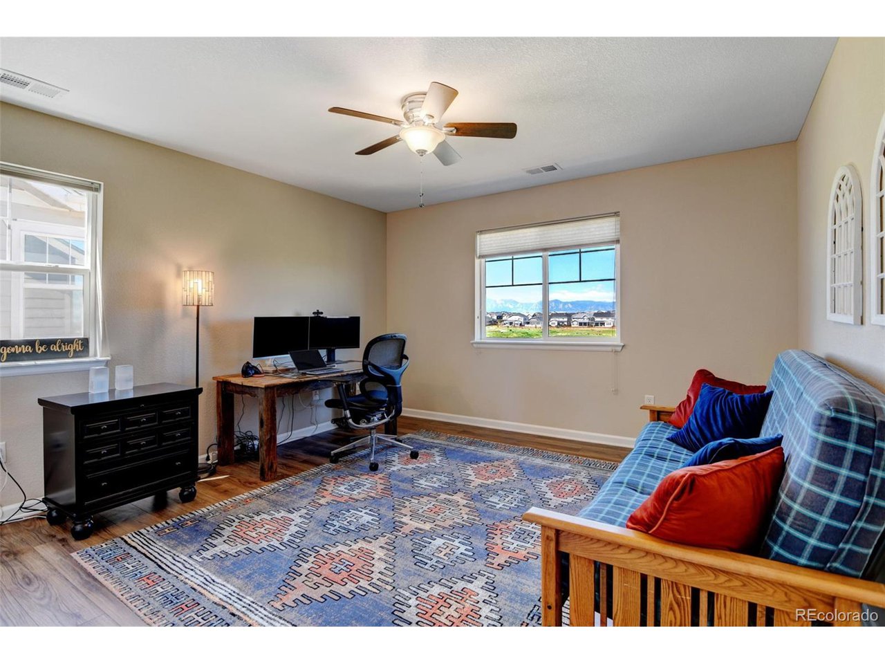 890 Flora View Dr