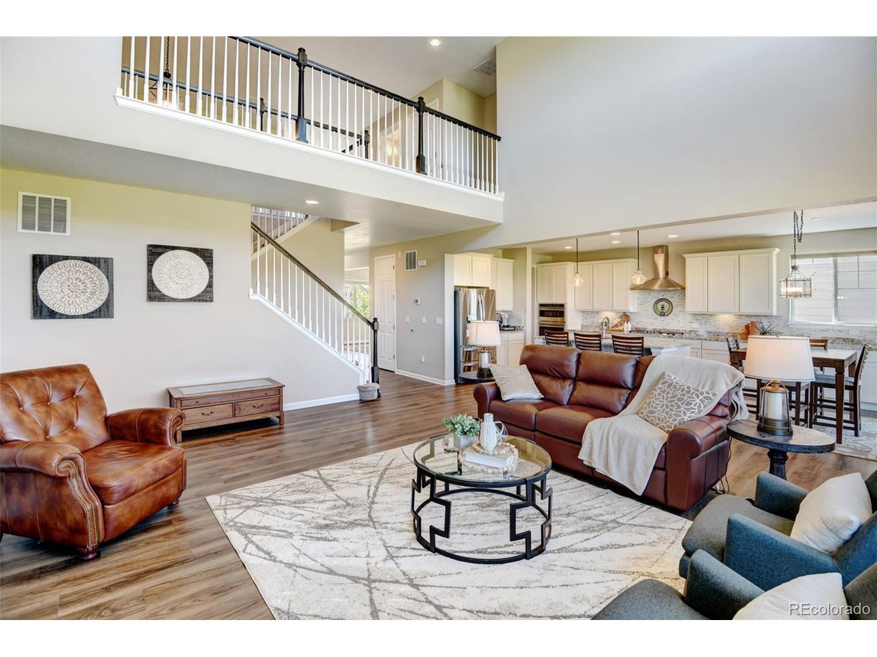 890 Flora View Dr