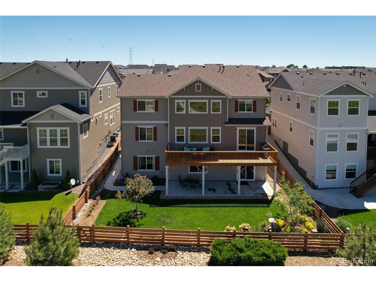 890 Flora View Dr