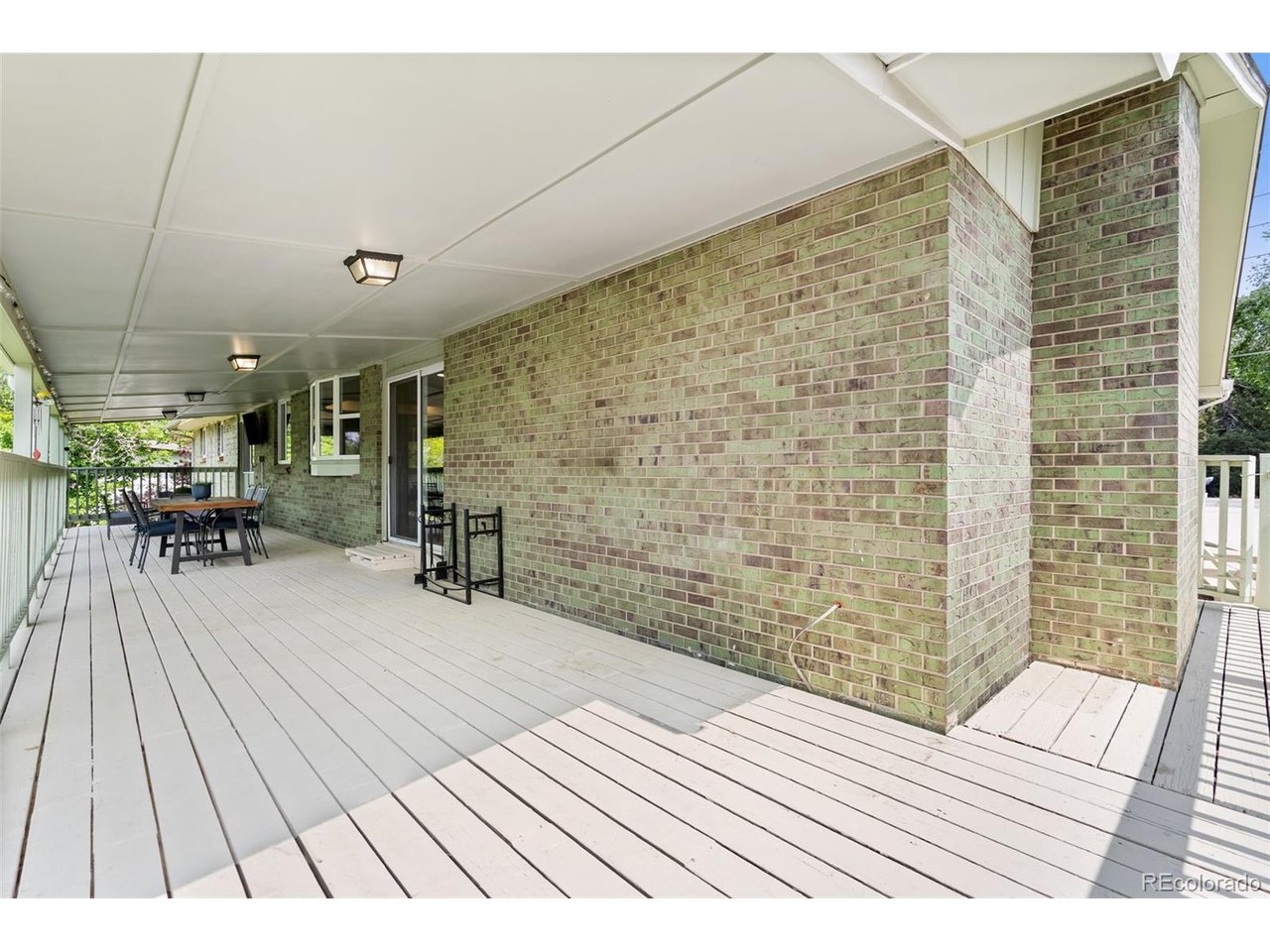 1420 W Ridge Rd