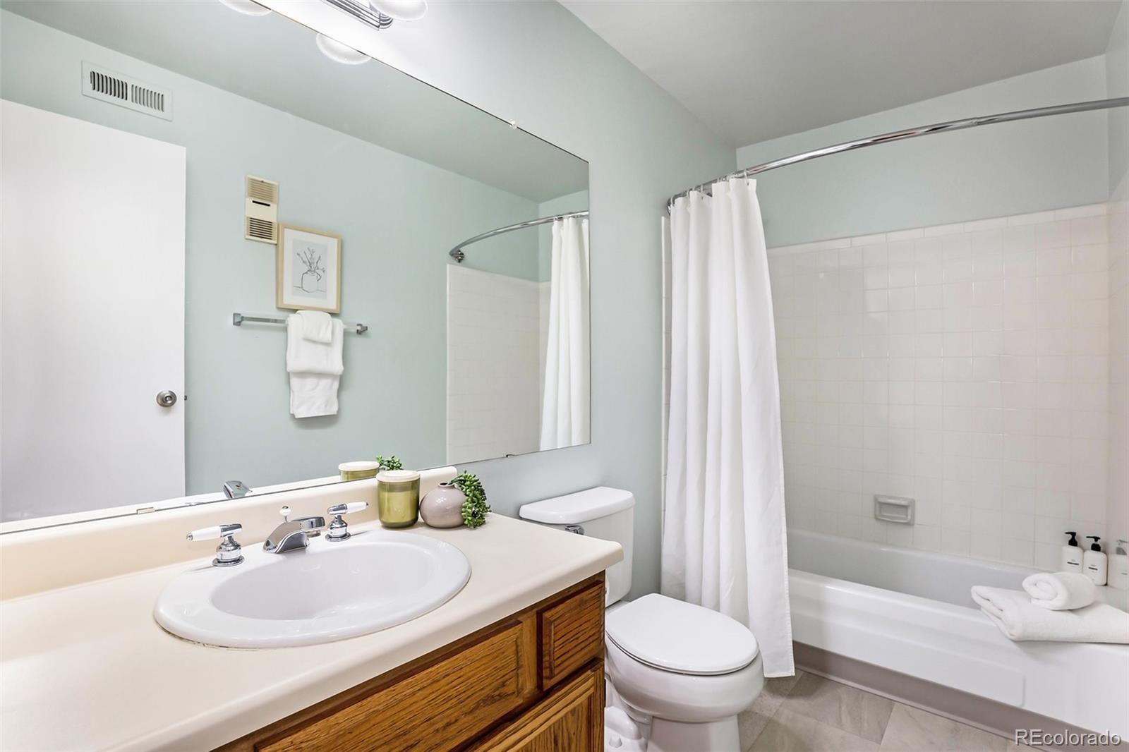 331 Wright Street Unit: 205