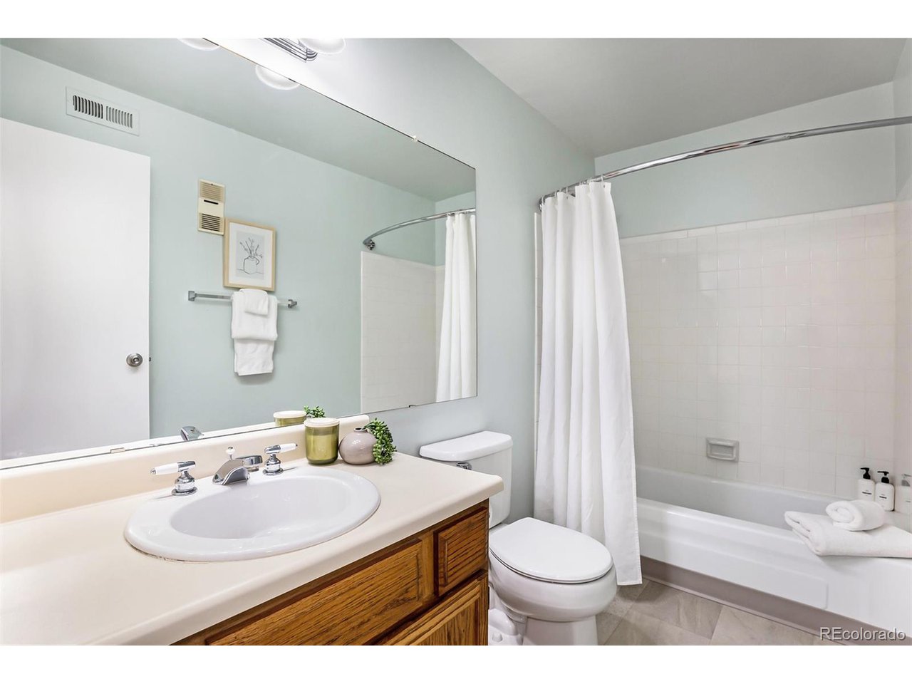 331 Wright St 7-205