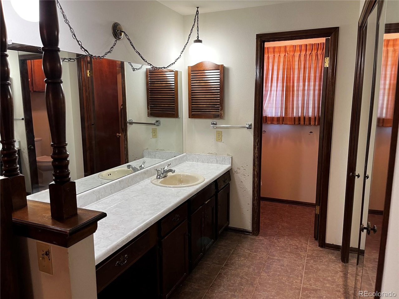 227 Eldridge Ct