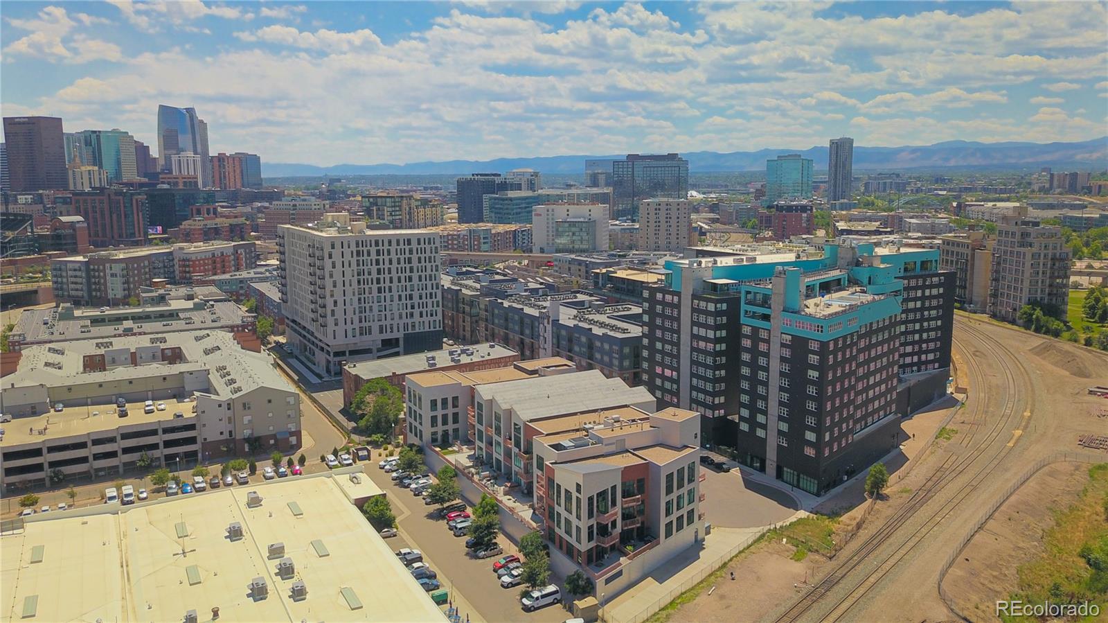 3100 Huron Street Unit: 1A