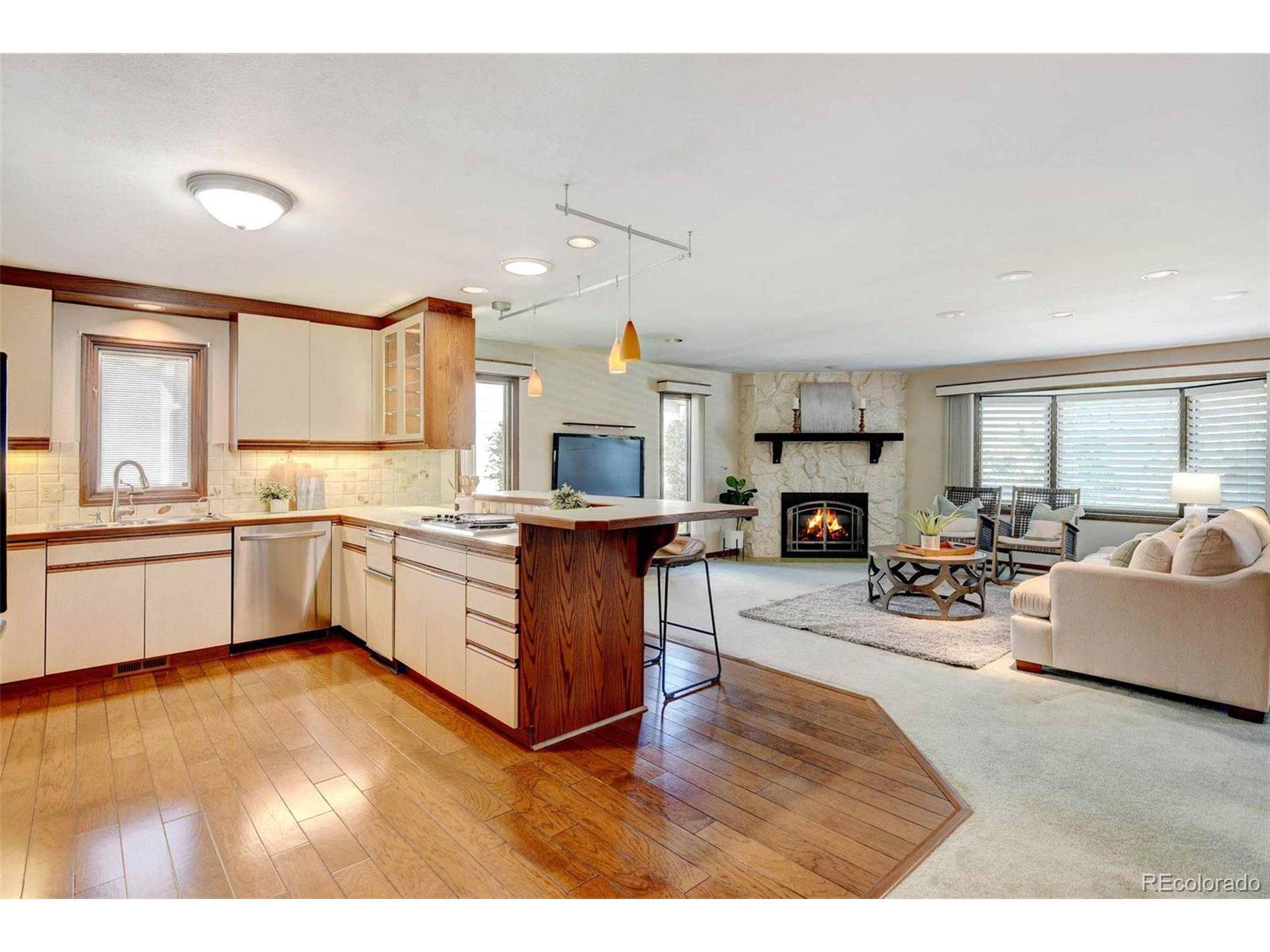 51 Scott Dr S