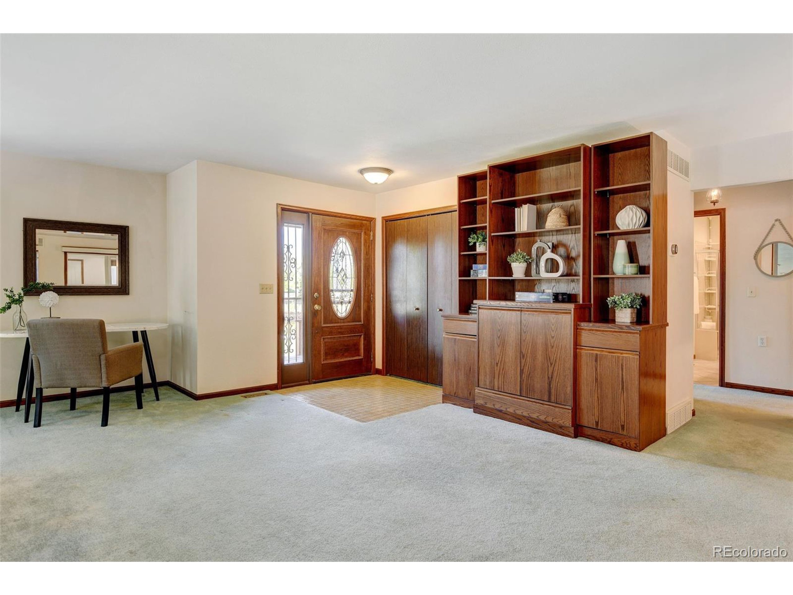 51 Scott Dr S