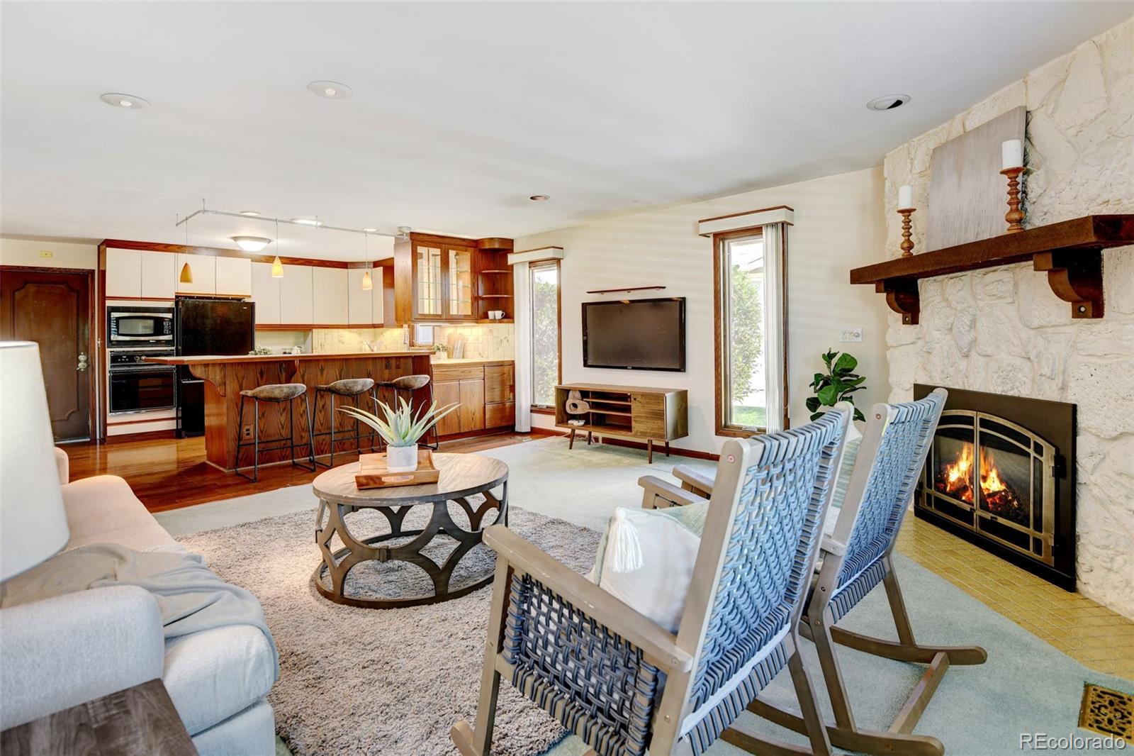 51 Scott Drive S